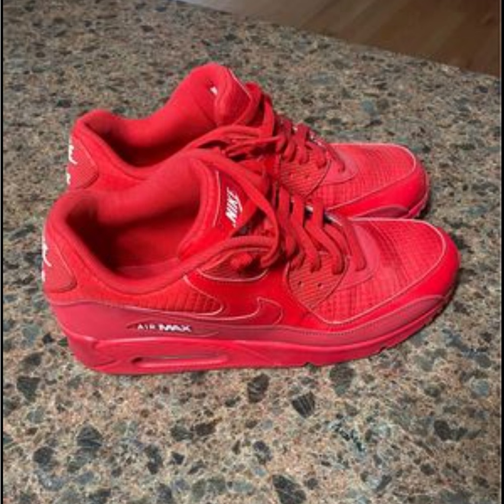 Nike Air Max 90 essential ‘university red’